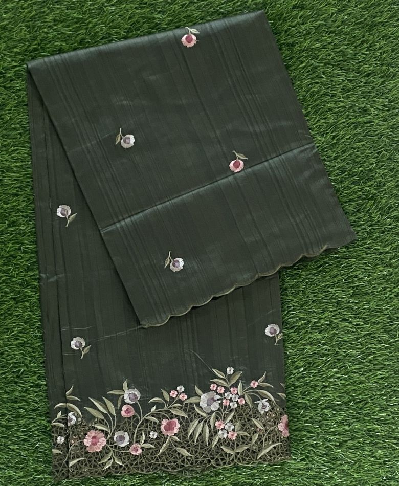 Matka Silk Cut-work Saree DS568-04