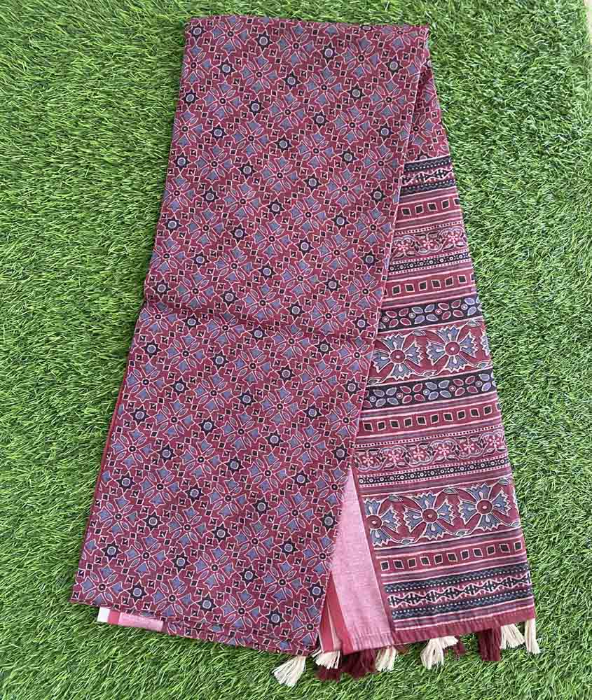 Ajrakh Print Semi Linen Saree DS673-01